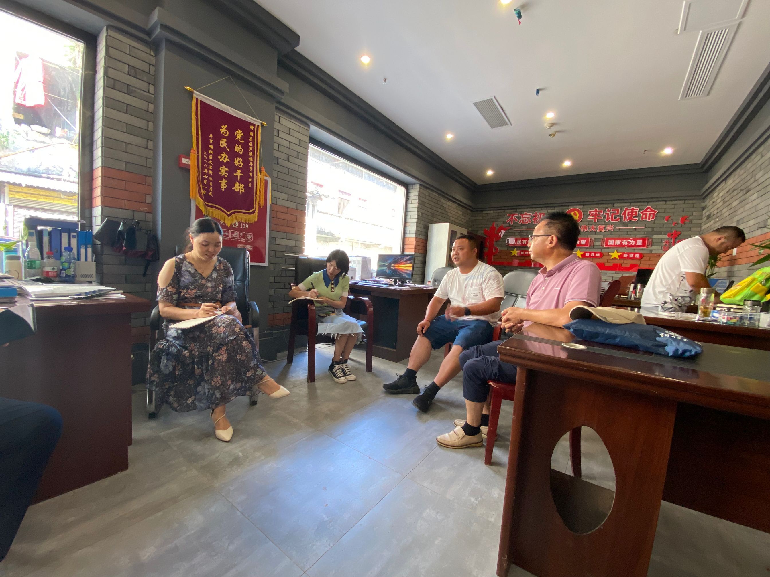 图为芦溪镇社区